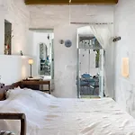 Traditional Hora House * Serifos Town