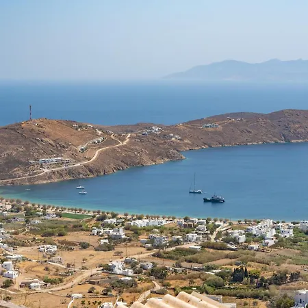 Traditional Hora House 아파트 *