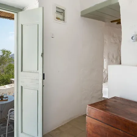 Traditional Hora House * Serifos Town